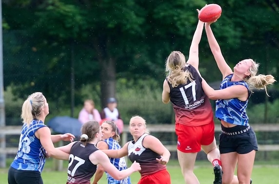 Aussie Rules finals at Mains Park