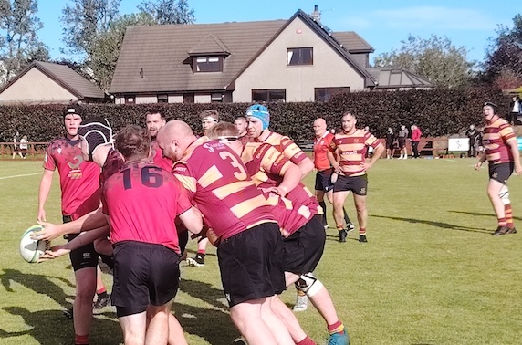 Late tries secure the win for Reds at Ellon